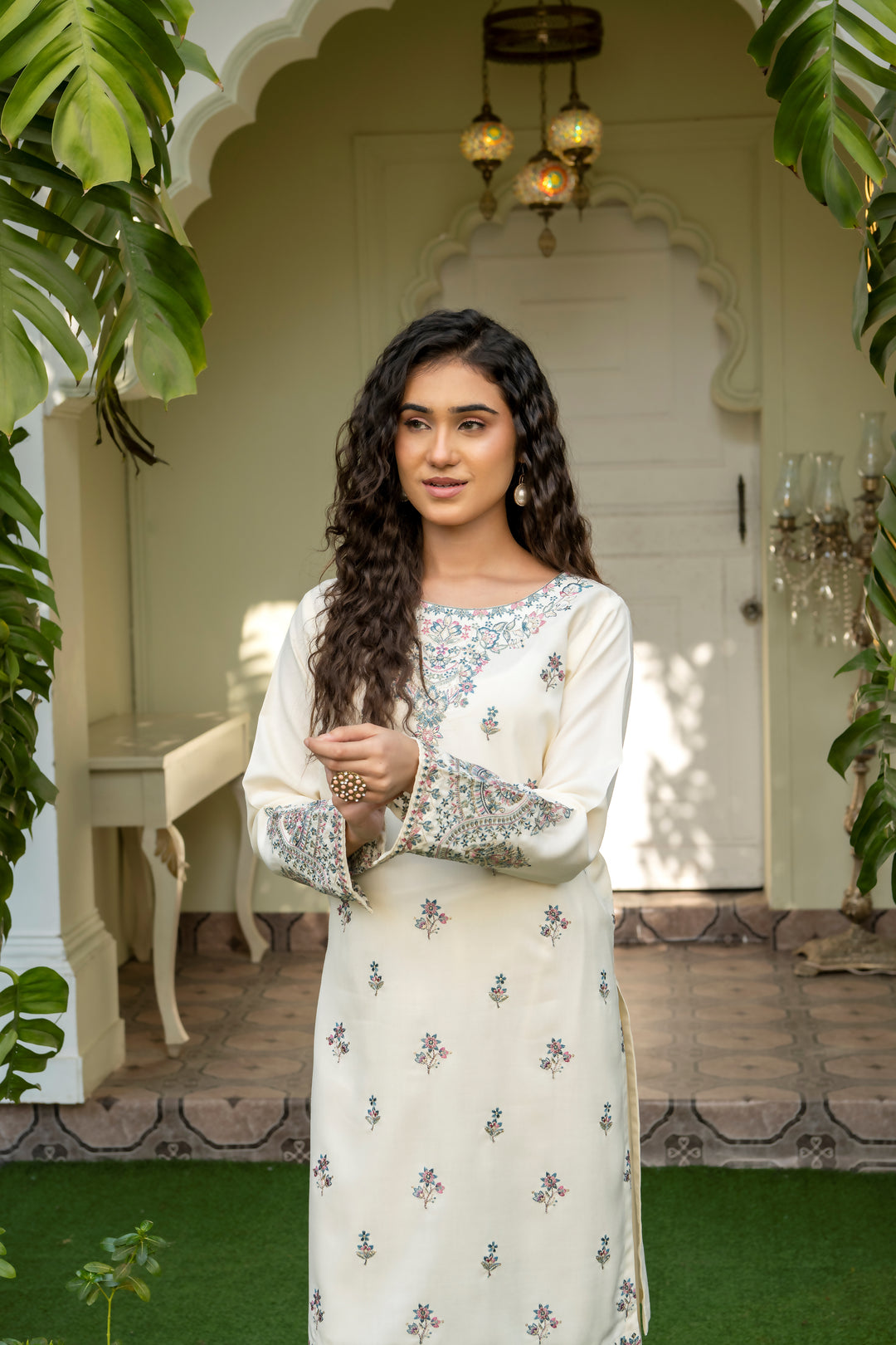 W25-122 2PC DHANAK EMBROIDERED WHITE SHIRT WITH TROUSER.