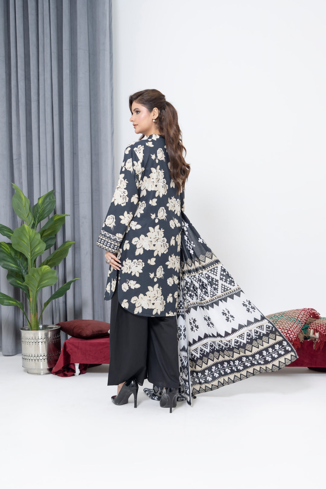 S-509 3PCS Lawn Printed Dress With Lawn  Dupatta
