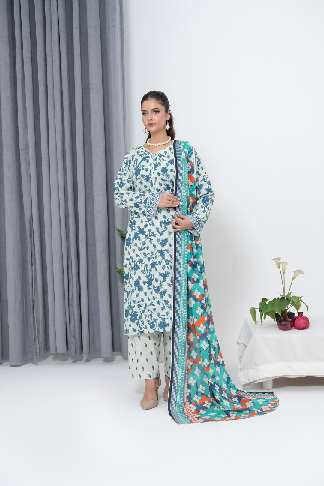 S-507 3PCS Lawn Printed Dress With Lawn Dupatta