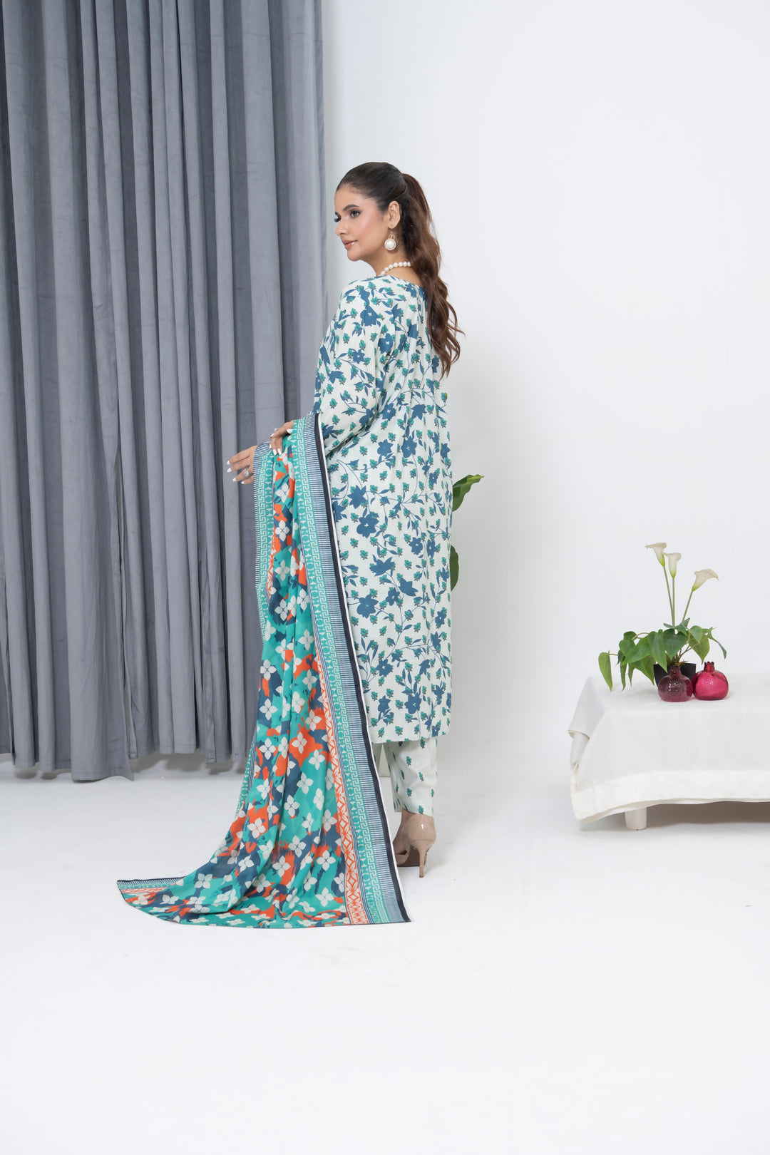 S-507 3PCS Lawn Printed Dress With Lawn Dupatta