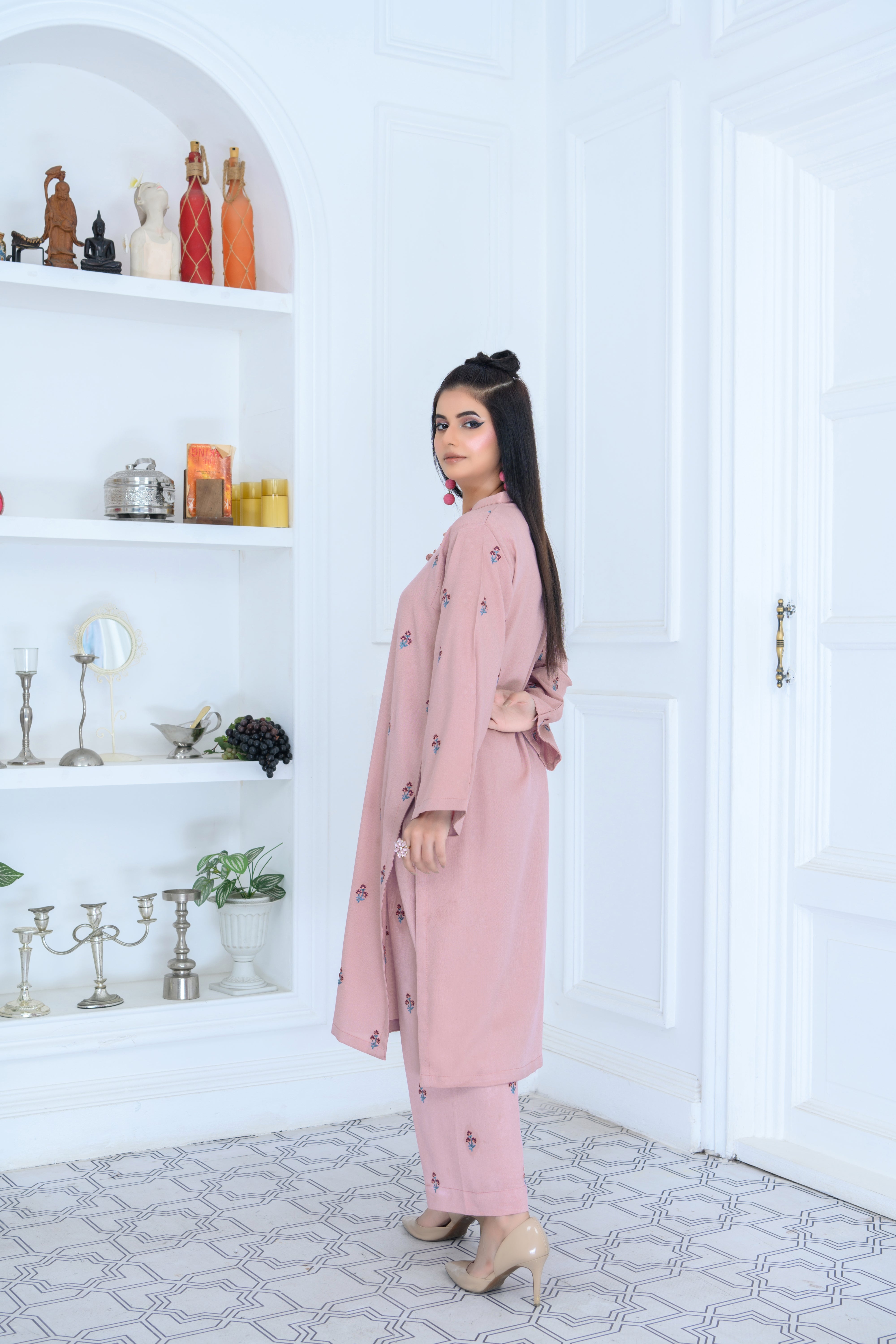 FW24-111 T-PINK 2PCS EMBROIDERED KURTA WITH TROUSER - SHAYNARI