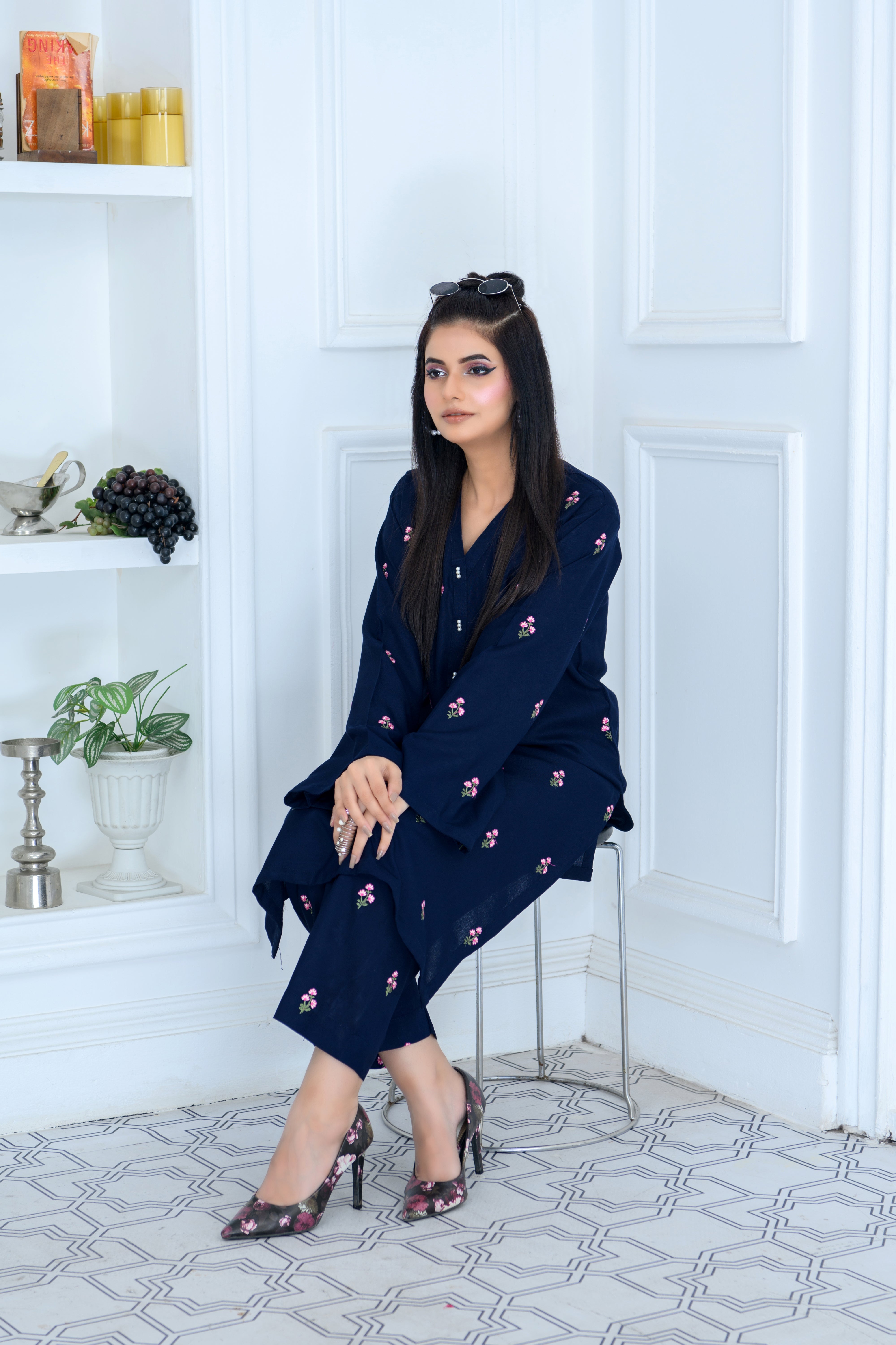 FW24-104 BLUE 2PCS EMBROIDERED KURTA WITH TROUSER - SHAYNARI