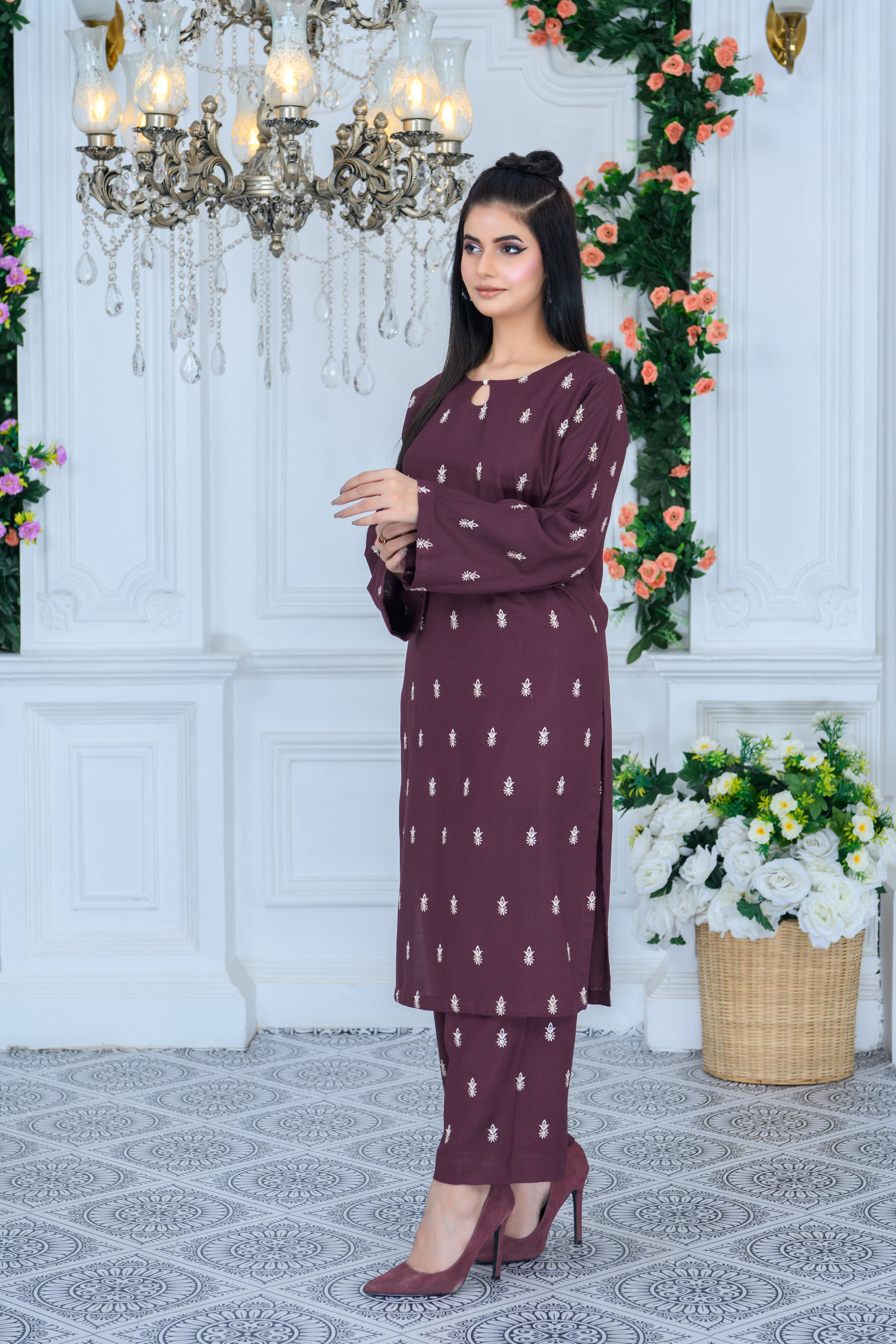 FW24-105 MAROON 2PCS EMBROIDERED KURTA WITH TROUSER - SHAYNARI