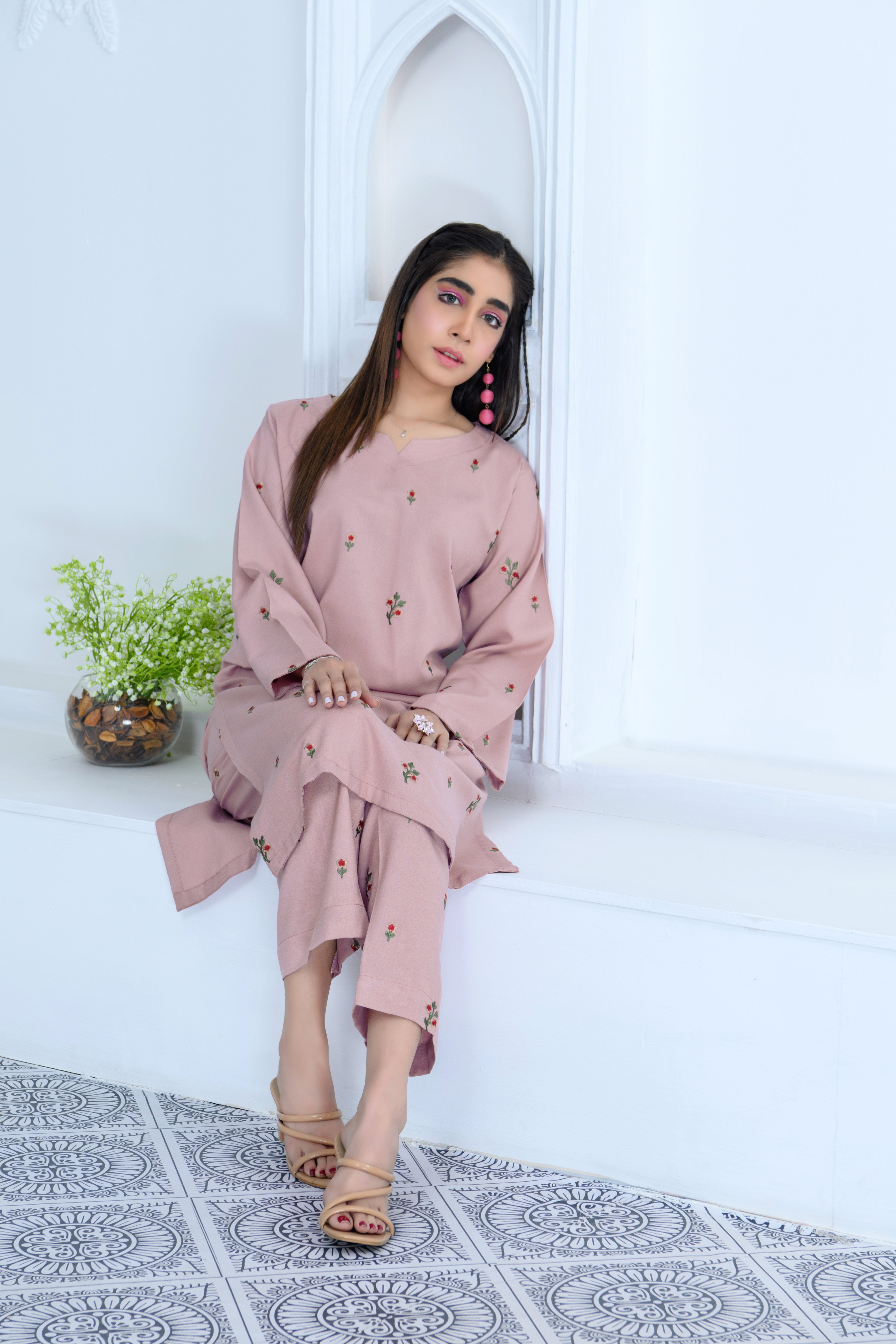 FW24-112 T-PINK 2PCS EMBROIDERED KURTA WITH TROUSER - SHAYNARI