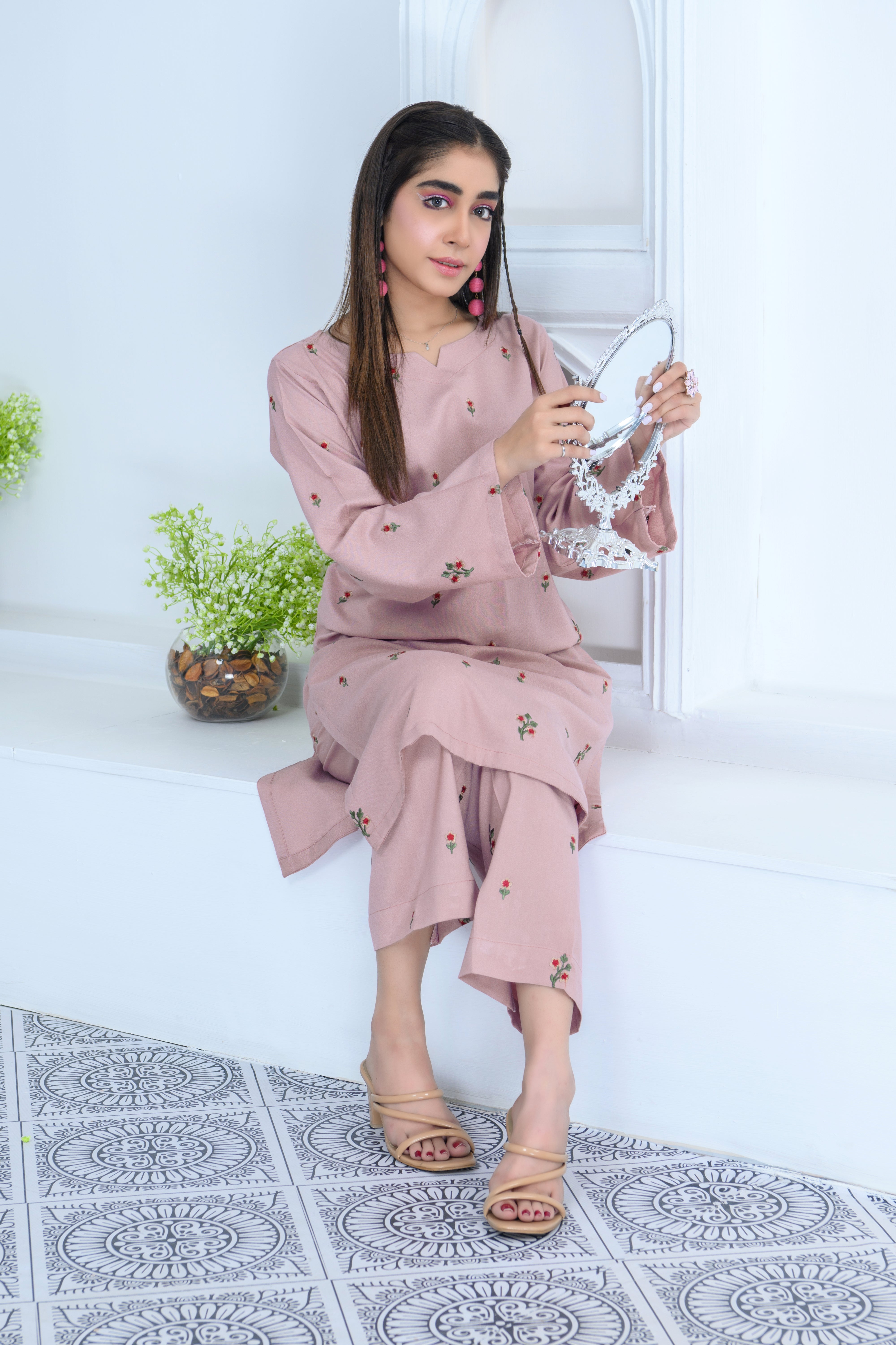 FW24-112 T-PINK 2PCS EMBROIDERED KURTA WITH TROUSER - SHAYNARI