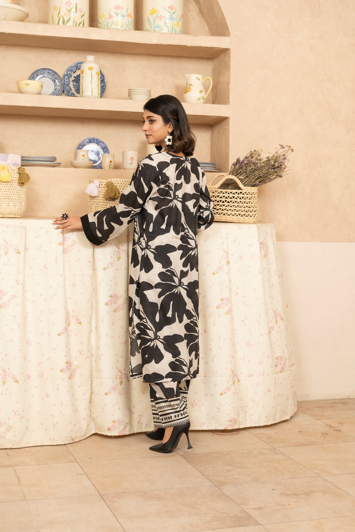 SS25-335 2PC Lawn Printed Shirt With Trouser