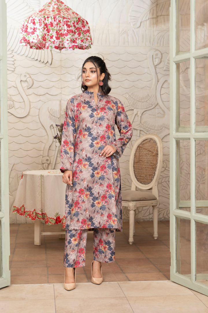 SS25-339 2PC Lawn Printed Shirt With Trouser