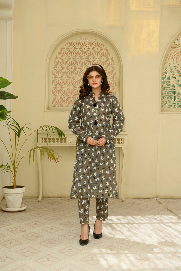 SS25-316 2PC Lawn Printed Shirt With Trouser