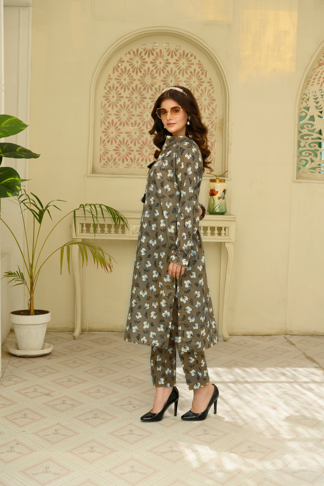 SS25-316 2PC Lawn Printed Shirt With Trouser