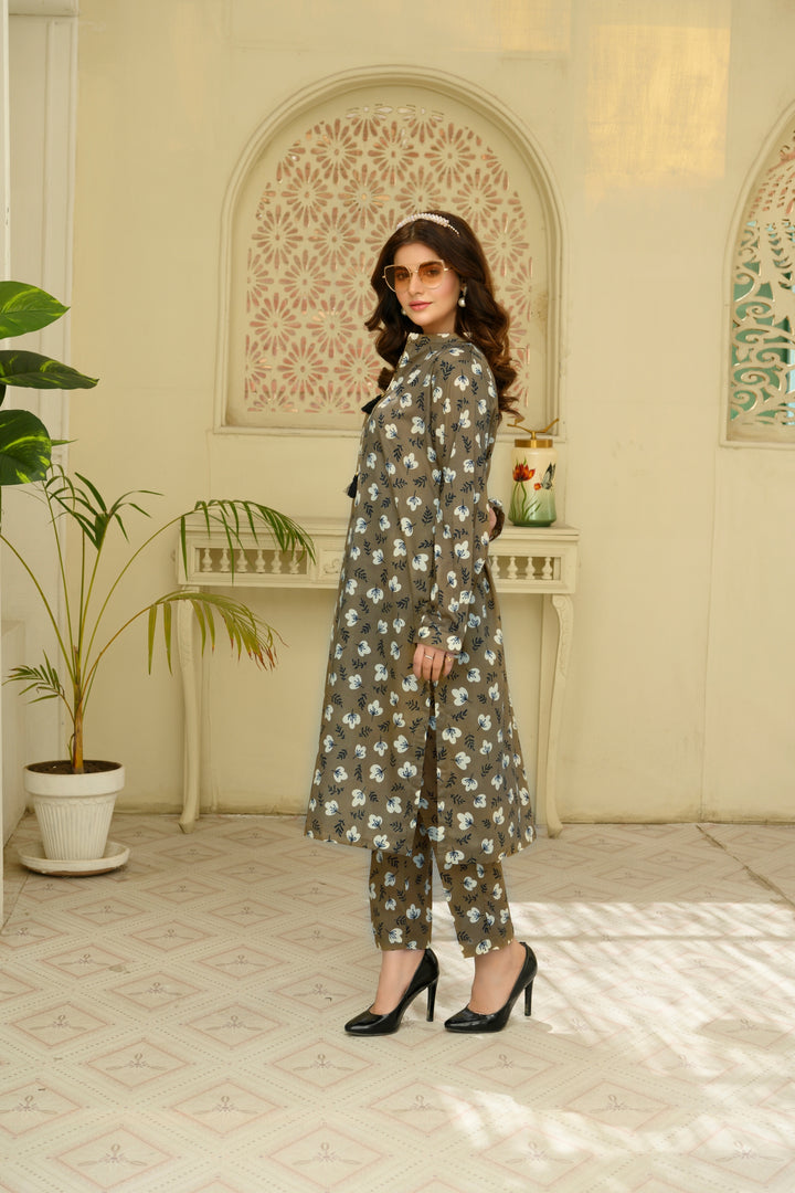 SS25-316 2PC Lawn Printed Shirt With Trouser