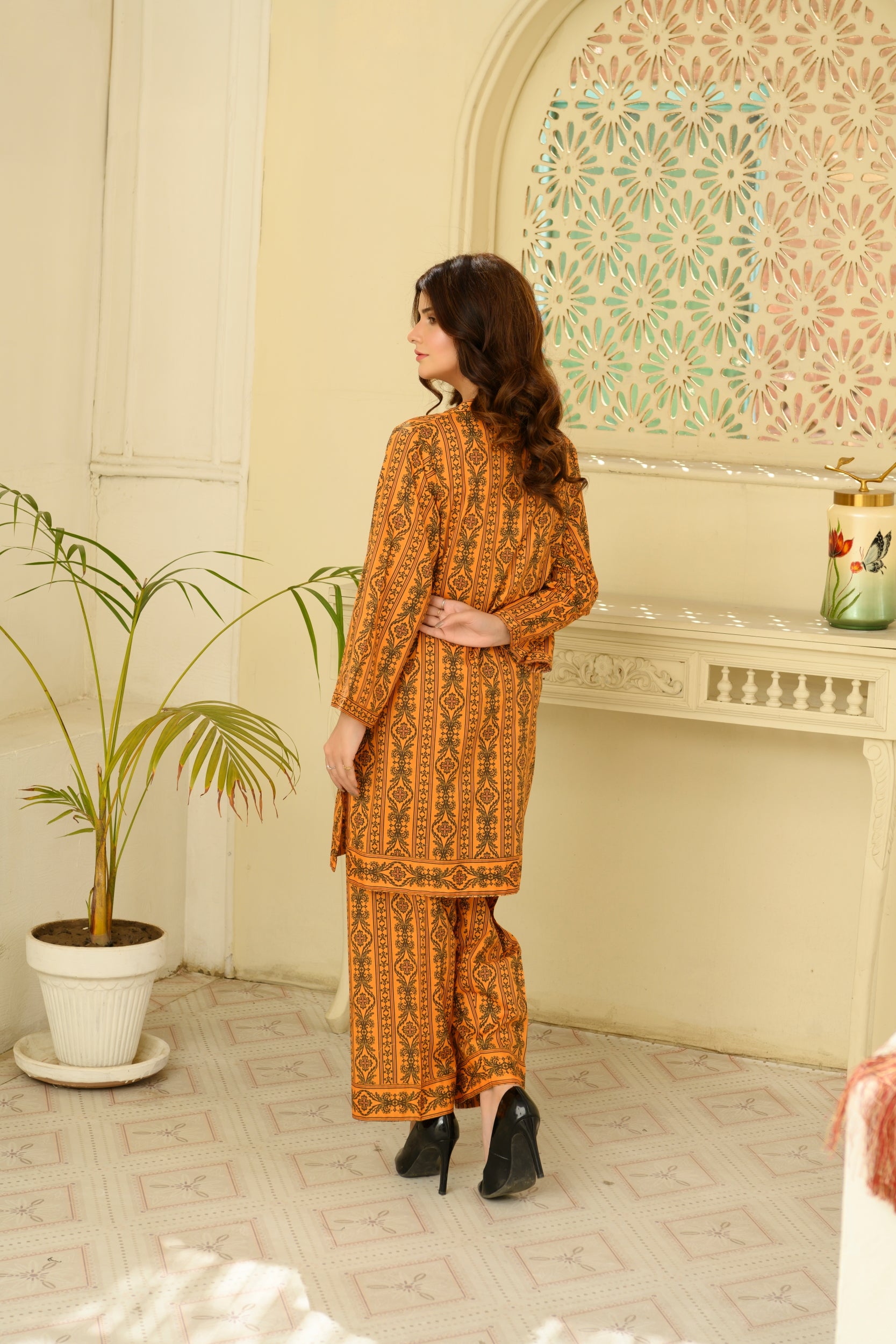 SS25-319 2PC Lawn Printed Shirt With Trouser
