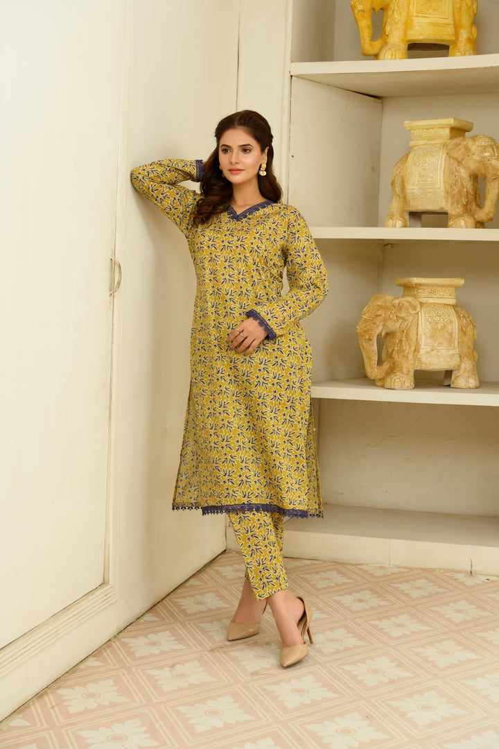 SS25-321 2PC Lawn Printed Shirt With Trouser