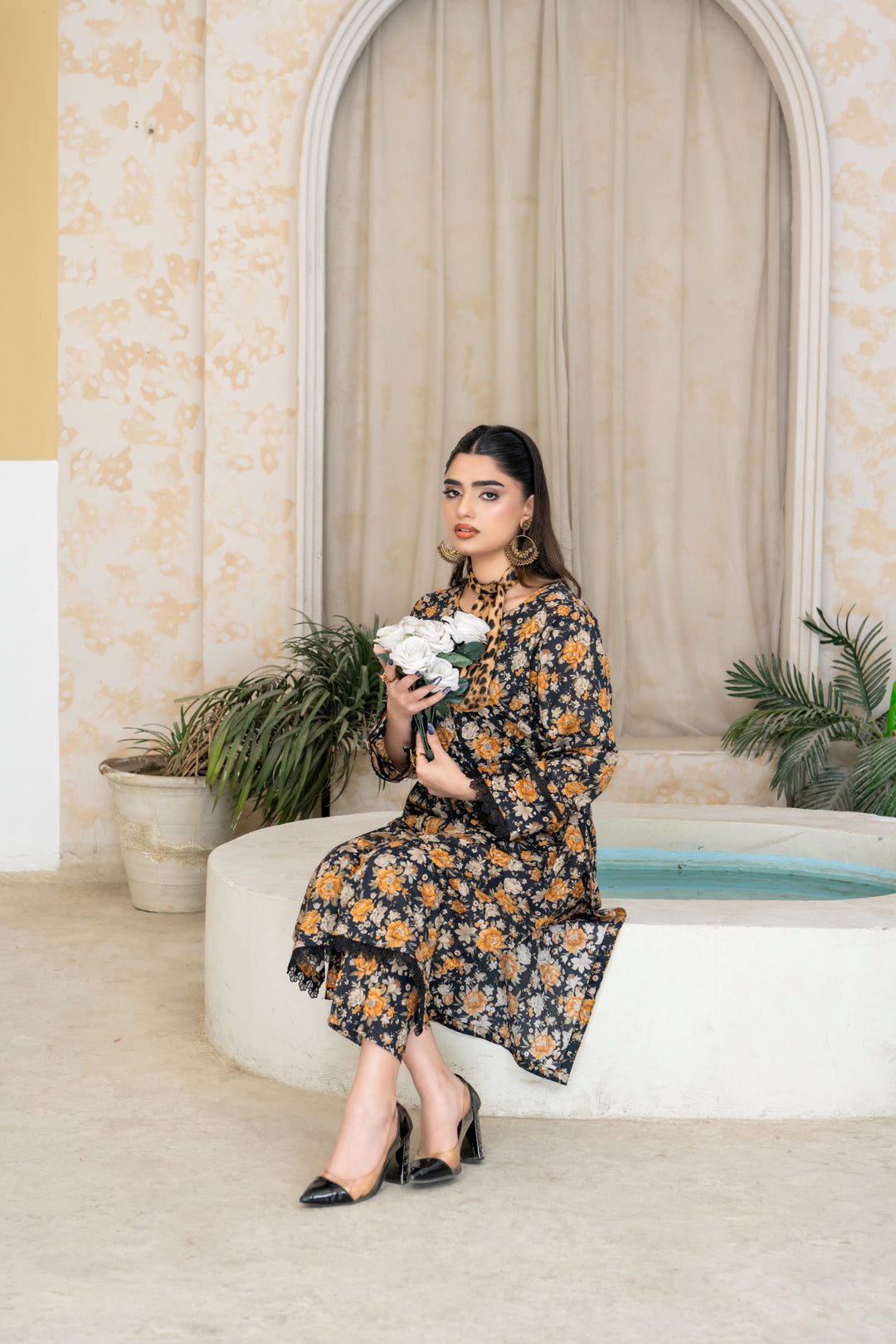 SS25-303 2PC Lawn Printed Kurta with Trouser