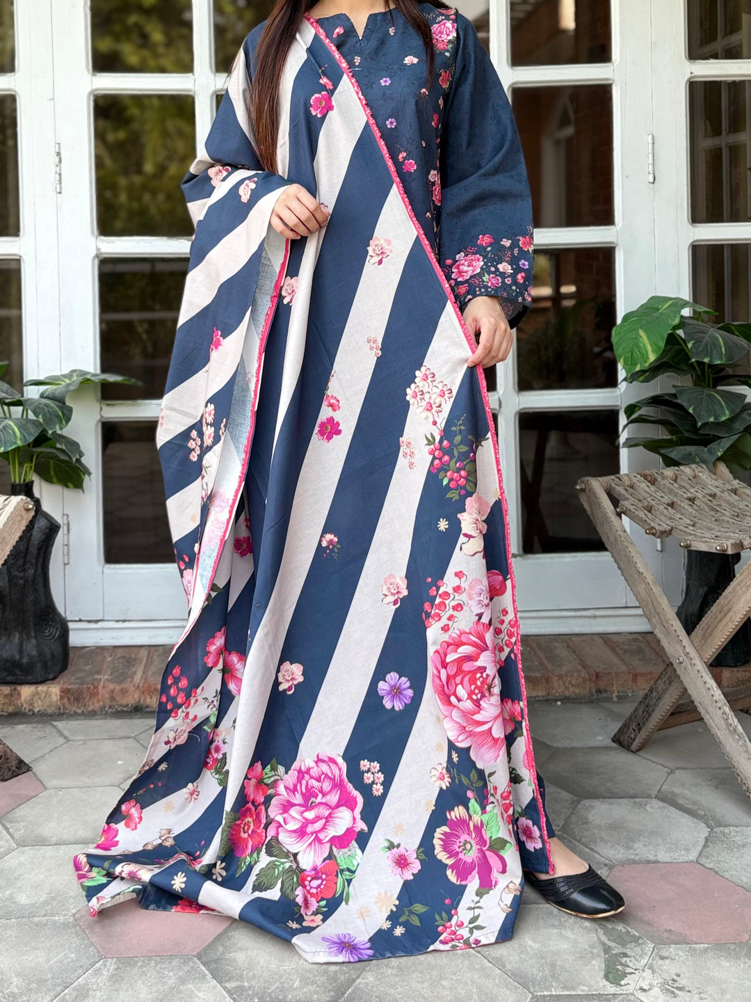 W25-116 3PC Khaddar Printed Shirt With Trouser