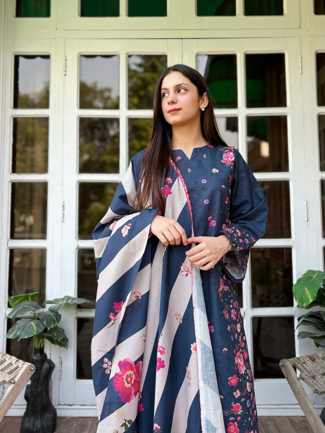 W25-116 3PC Khaddar Printed Shirt With Trouser