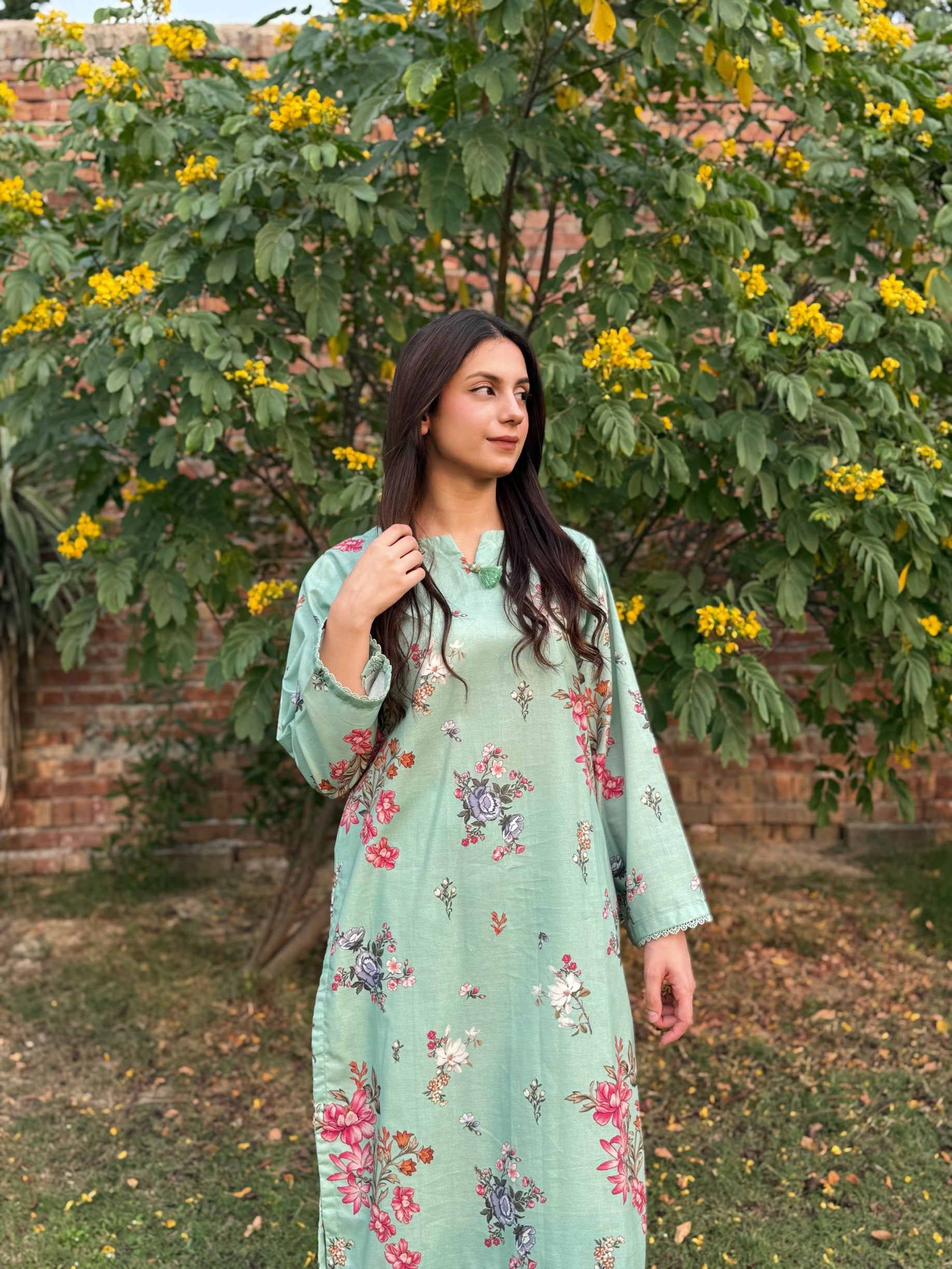 W25-114 2PC Khaddar Printed Shirt With Trouser