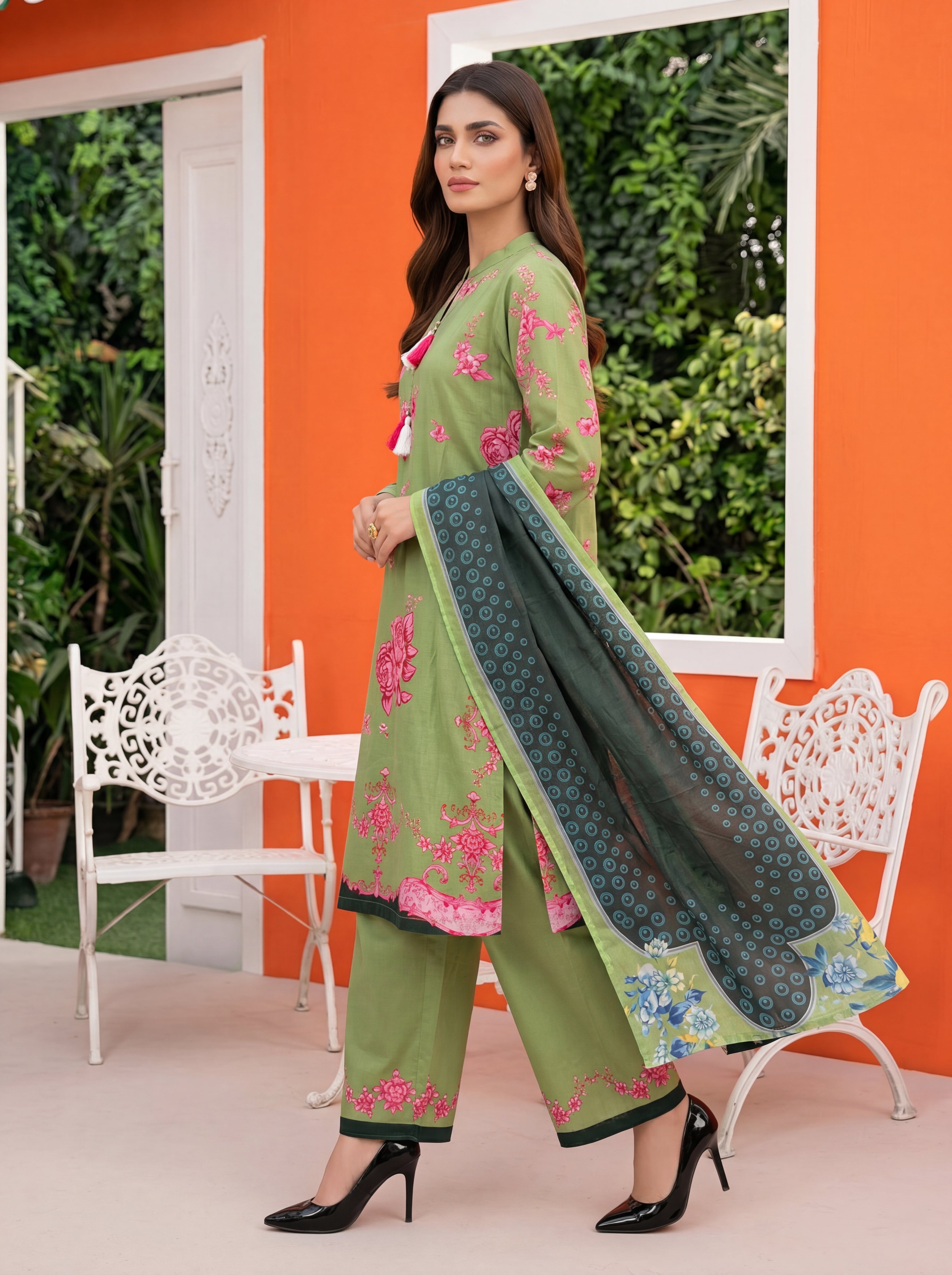 S-369 3PCS Lawn Printed Dress With Voile Chiffon Dupatta